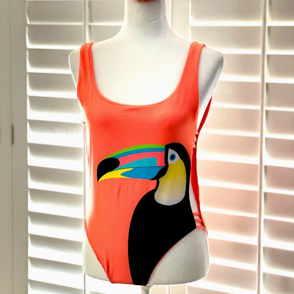 Kenny Flowers Watercolors Toucan One Piece Swim. NWT.